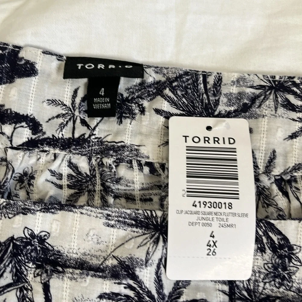 Torrid‎ Clip Jacquard Square Neck Flutter Sleeve Jungle Toil Top Women's 4X New - Picture 3 of 10